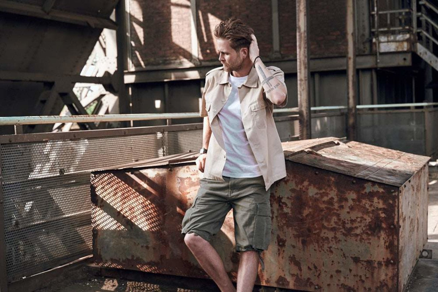 Short Sleeves US Shirt - Busy Bee Bazaar